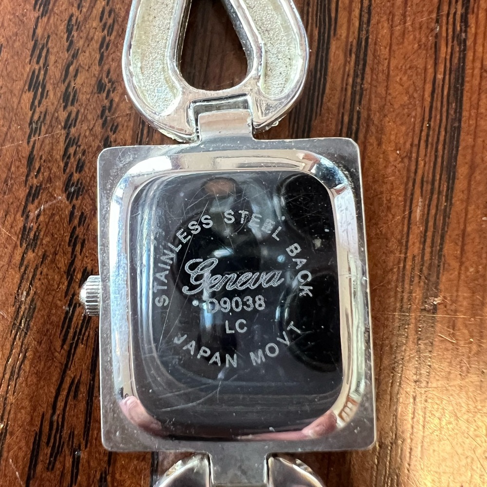 Watch - Picture 3 of 6